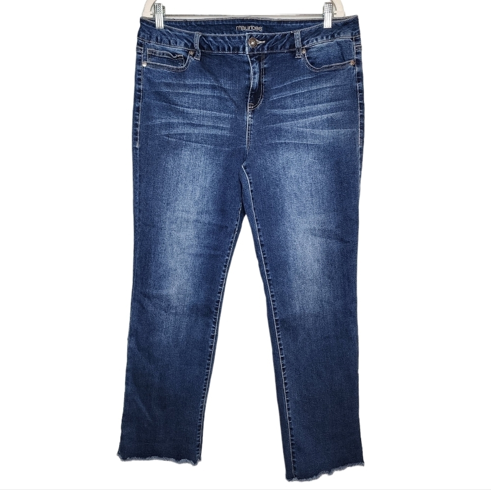 Maurices plus size straight leg jeans. Raw hem. Women's Size 15/16.